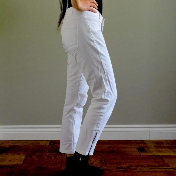 Jacob Mid-Rise Cropped Jeans with Zipper Opening at the Ankles, Size 27 - Picture 3 of 11